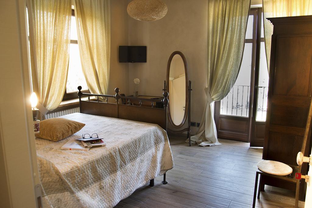 Villa Laura Castellinaldo 部屋 写真