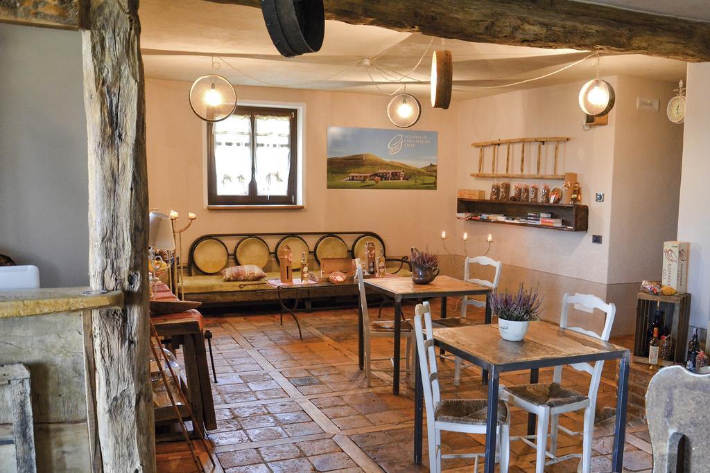 Villa Laura Castellinaldo エクステリア 写真